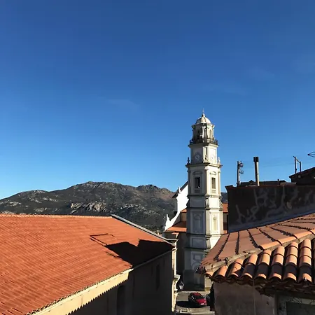 Cosy Centre , Vue Et Montagne Lejlighed Calenzana